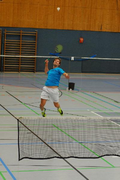 Sieger im Herreneinzel: Fabian DemtrÃ¶der vom TV Dieburg