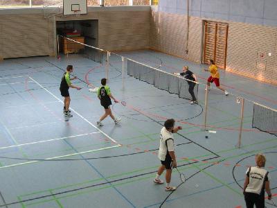 Sabine und Raimund (links, Eberstadt) im Spiel gegen Jürgen und Conny.