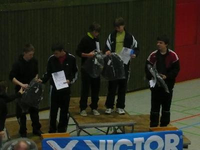 Sieger Jungendoppel U15

1. Adrian Tonn / Marcel Kahl (TSG Messel)
2. Alexander Heinrich / Sebastian Jaspers (TV Bensheim)
3. Stefan Wiemeyer / Alexander Martin (BC Heppenheim / TV Bensheim)