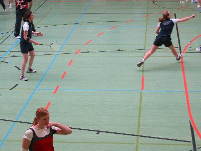 ... Sibylle Weinmann (links) und Tanja Brobeck vom Post SV Bad Kreuznach.